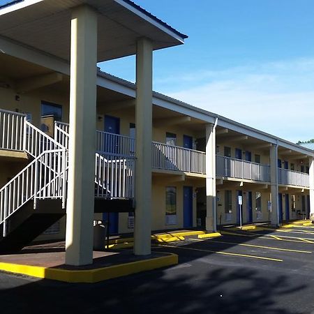 Royal Inn Alachua Bagian luar foto