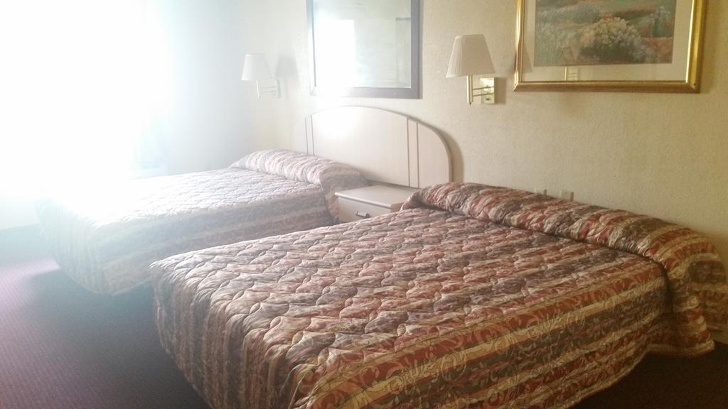 Royal Inn Alachua Ruang foto